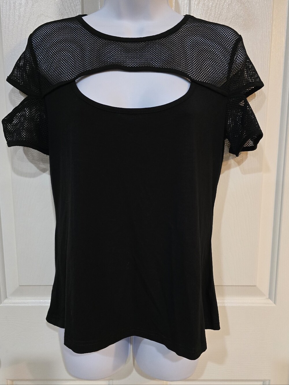 NWT KILLSTAR Jovie Top Black Mesh Keyhole Cutout Short Sleeve Size Large